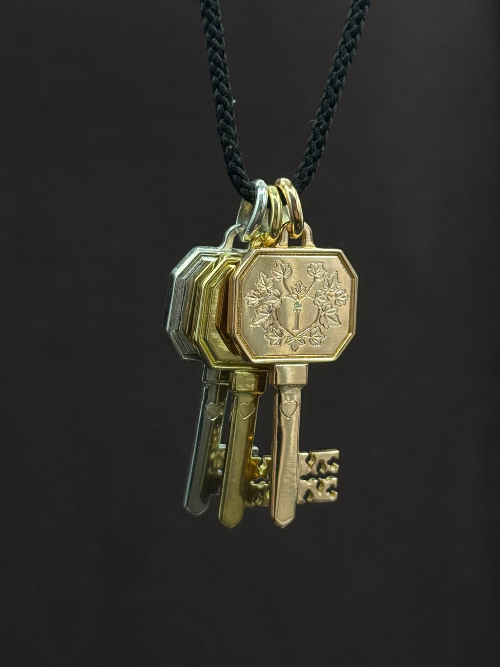 Emerald Engraved Dragon Fly Key Pendant